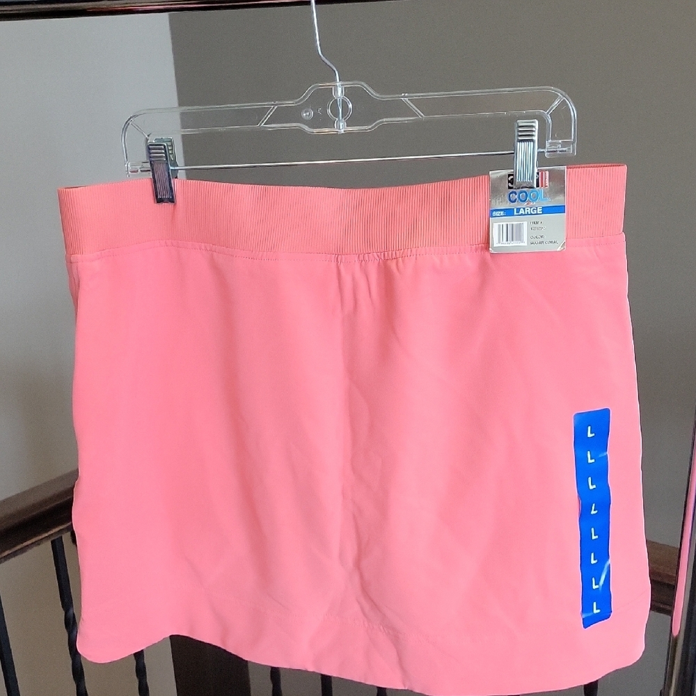 Coral Color Athletic Skort - Picture 4 of 4
